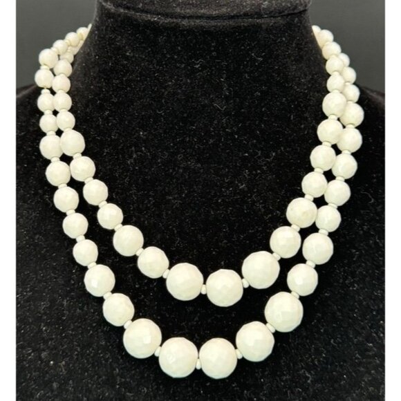 Vintage Hobe Graduated Double-Strand White Beaded Necklace - Picture 1 of 5
